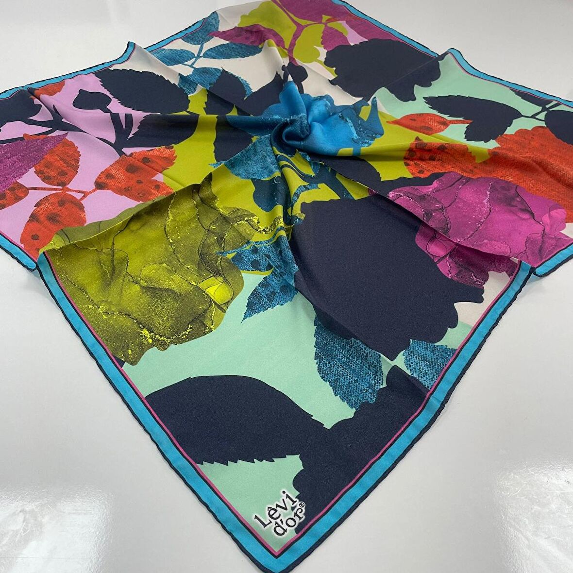 Levi'dor Kristal Eşarp Yeni Sezon LTK8507