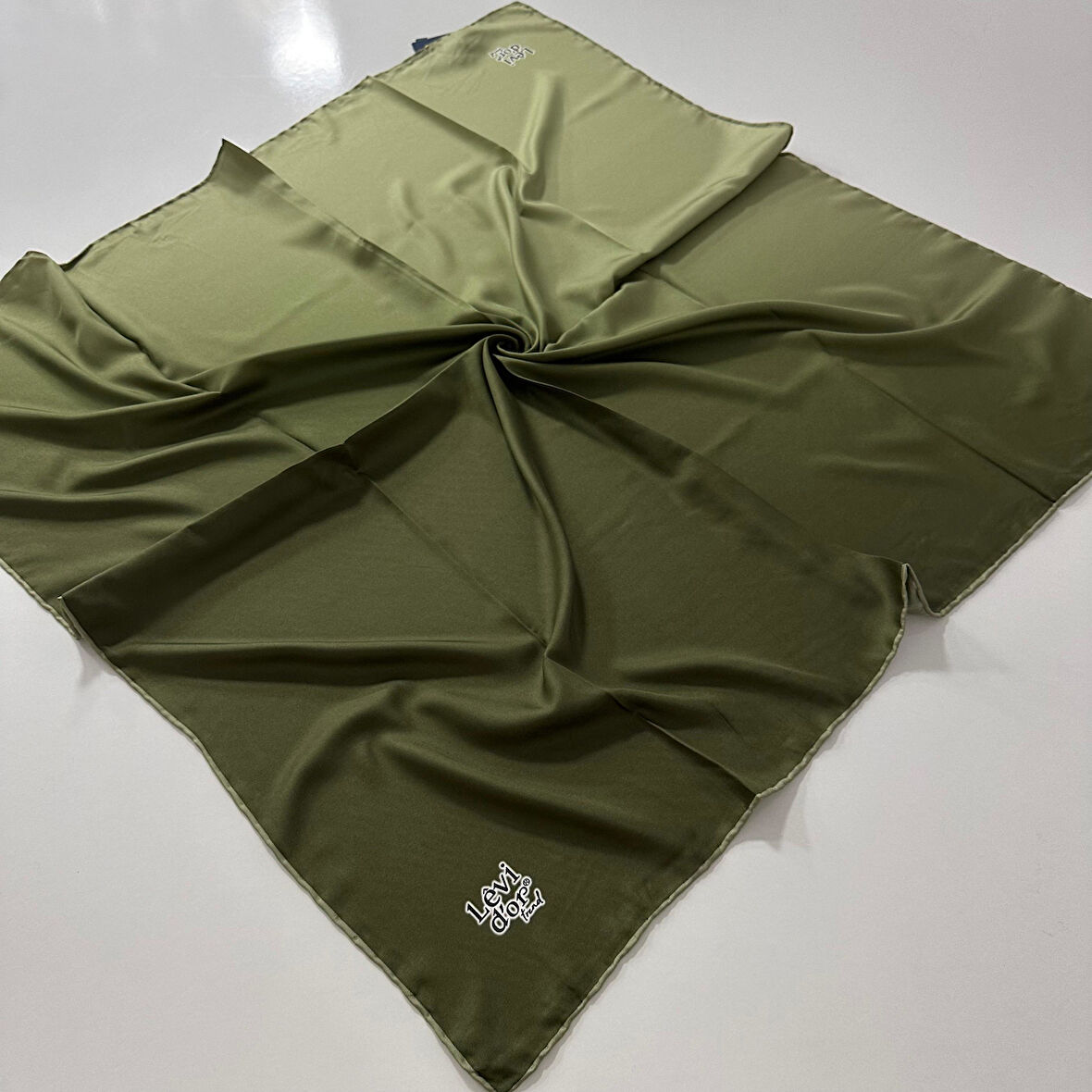 Levi'dor Trend Twill Renk Geçişli Eşarp LTE8207