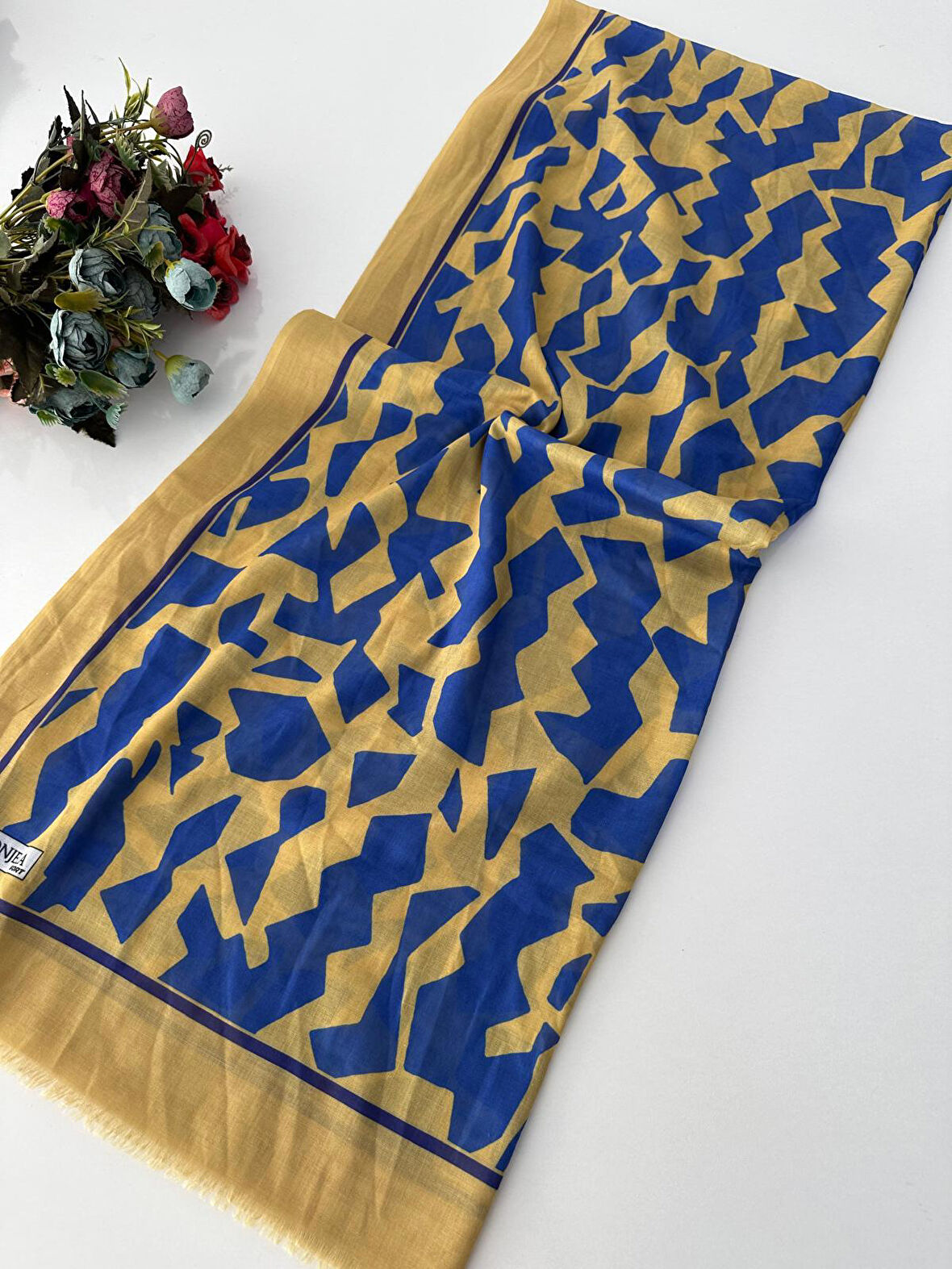 Yazlık İnce Bonjela Sport Desenli Pamuklu Şal LBS0107