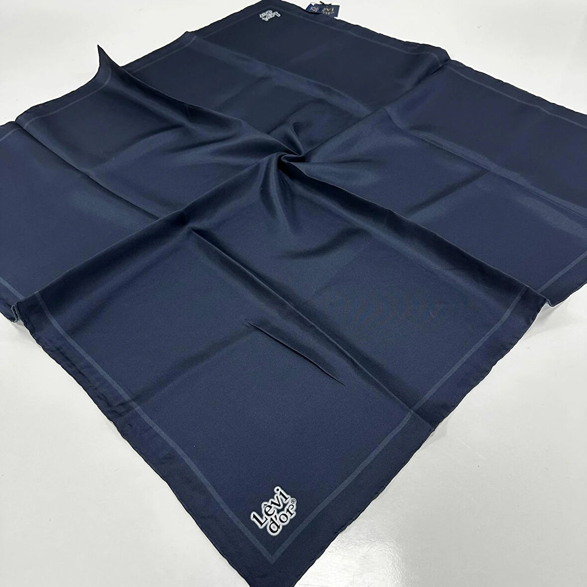 Levidor Twill İpek Eşarp IPKW04