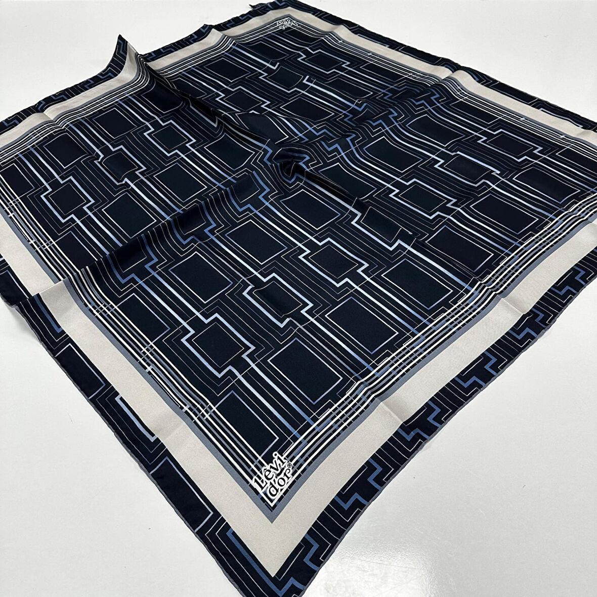 Levidor Twill İpek Eşarp IPKW31