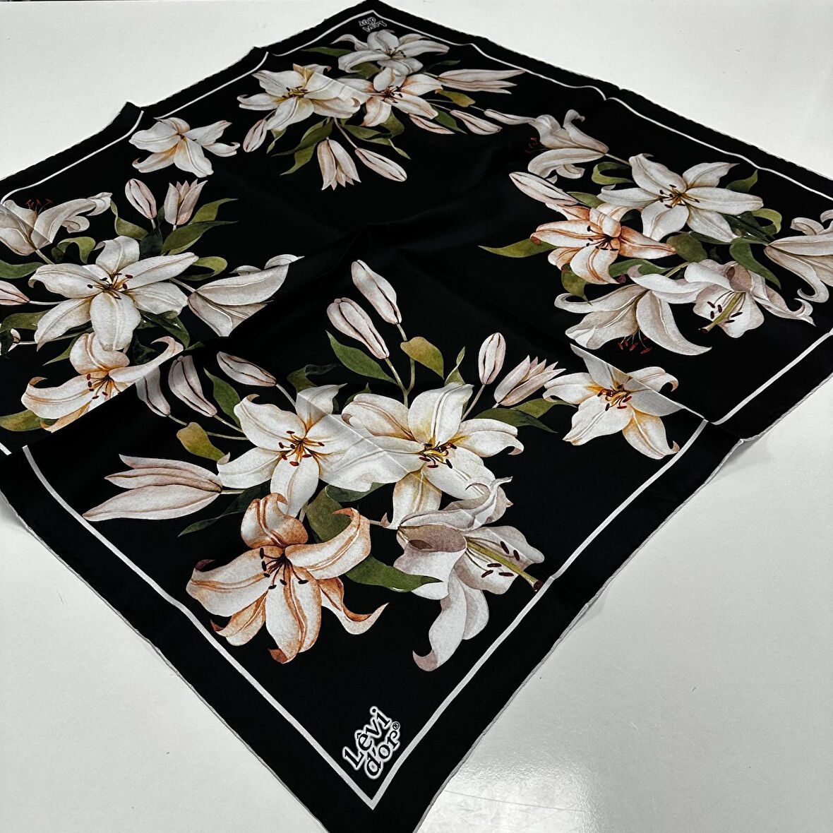Levidor Twill İpek Eşarp IPKW34