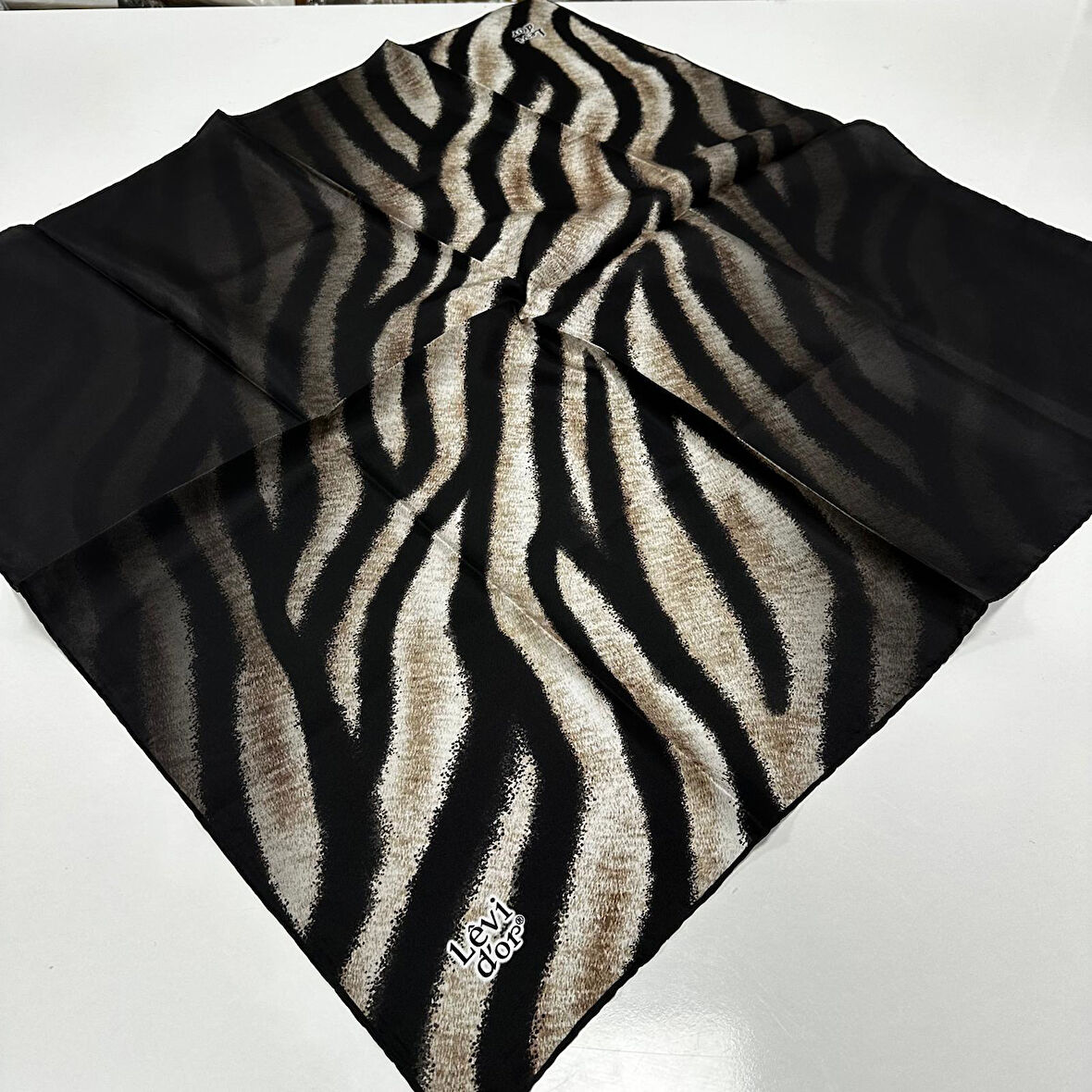 Levidor Twill İpek Eşarp IPKW43