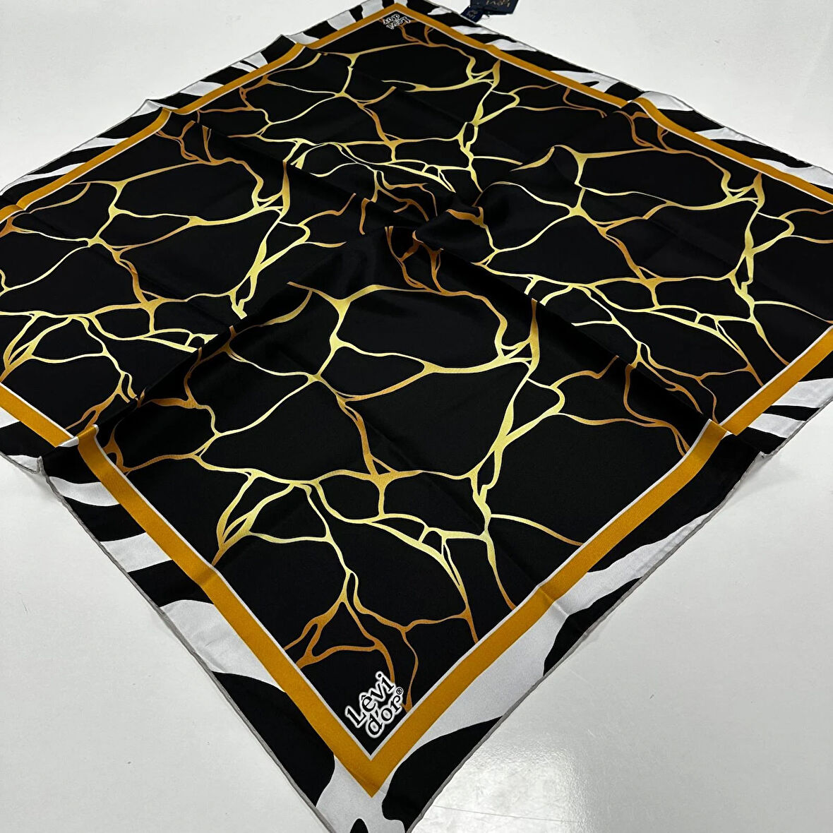 Levidor Twill İpek Eşarp IPKW44