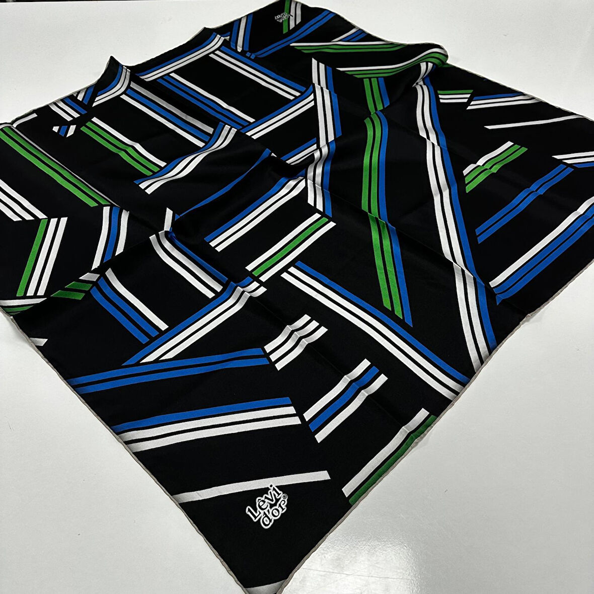 Levidor Twill İpek Eşarp IPKW52