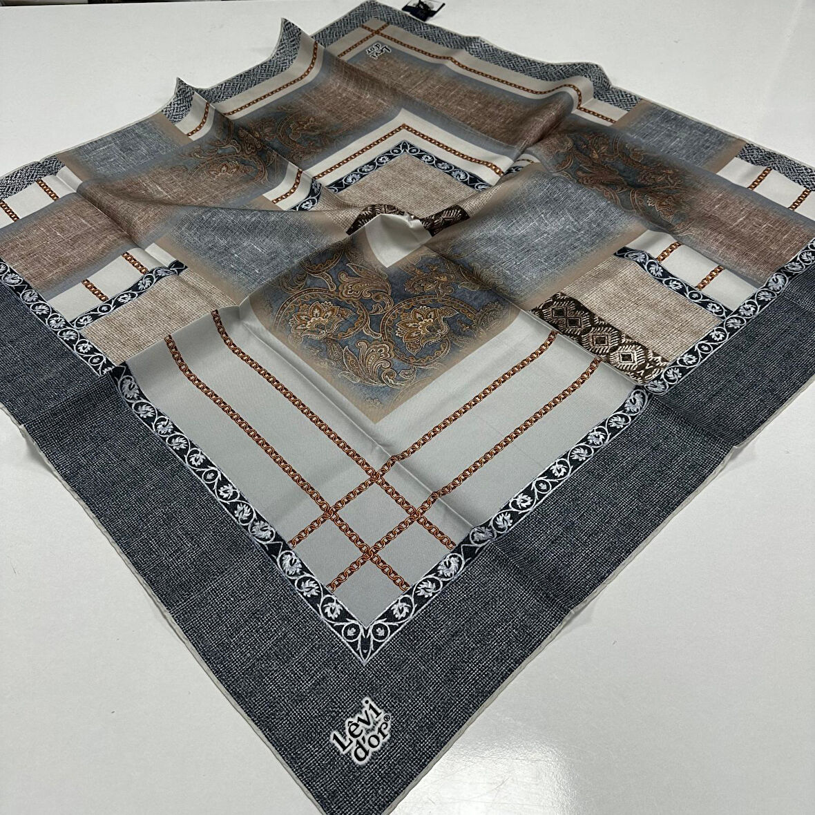 Levidor Twill İpek Eşarp IPKW67