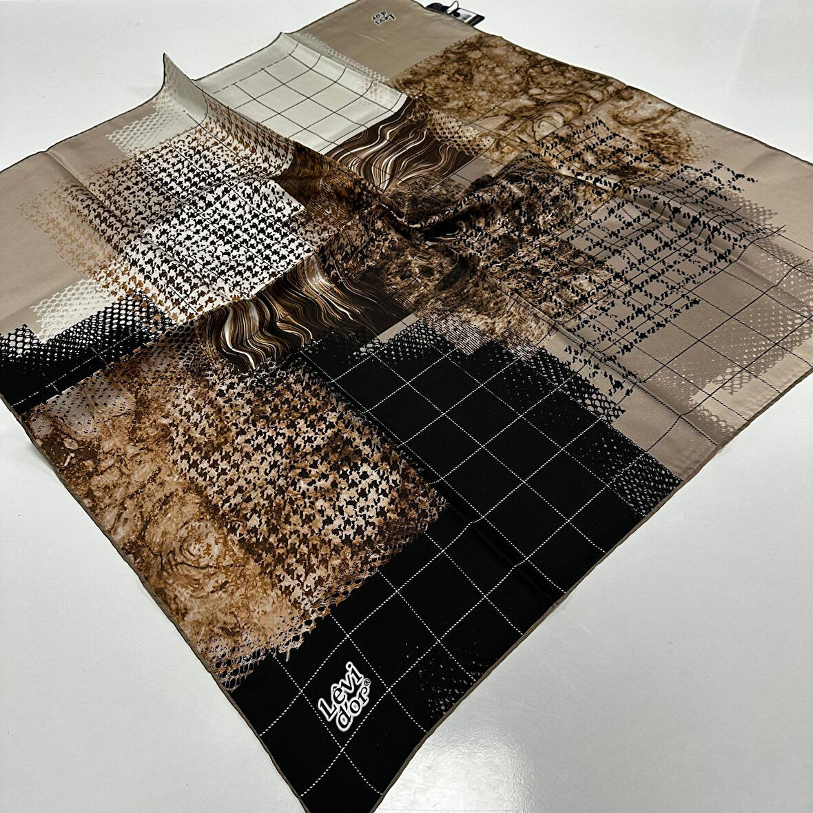 Levidor Twill İpek Eşarp IPKW73