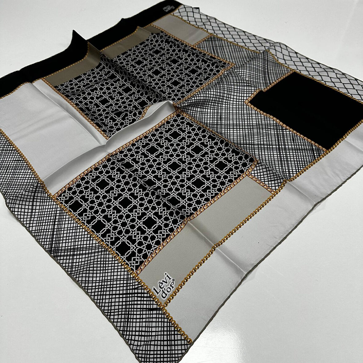 Levidor Twill İpek Eşarp IPKW78