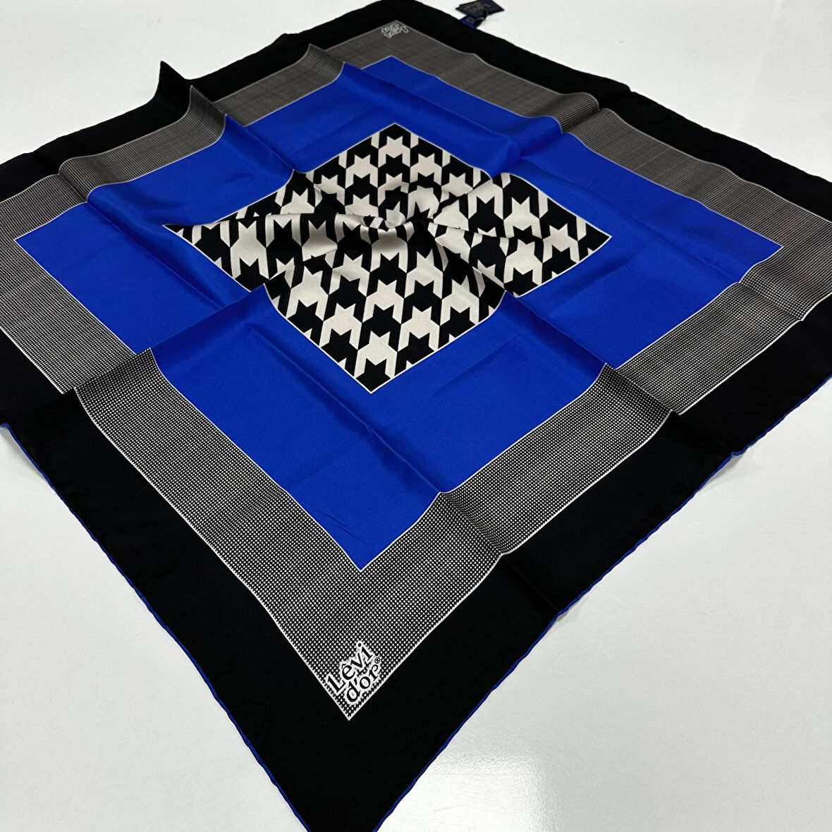 Levidor Twill İpek Eşarp IPKW83