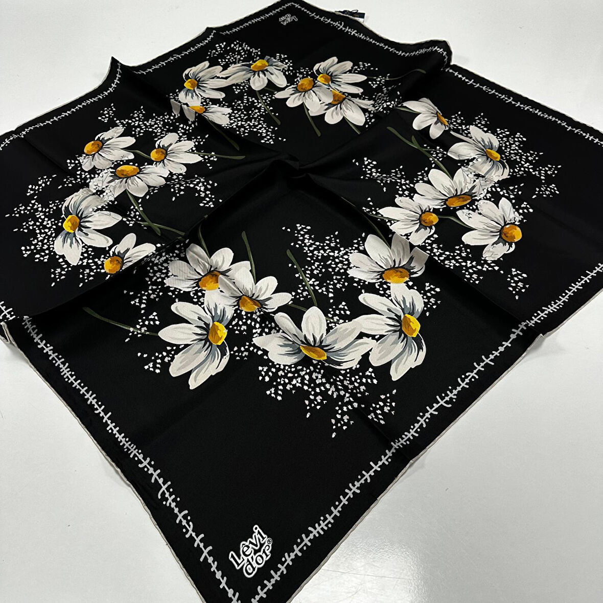 Levidor Twill İpek Eşarp IPKW91