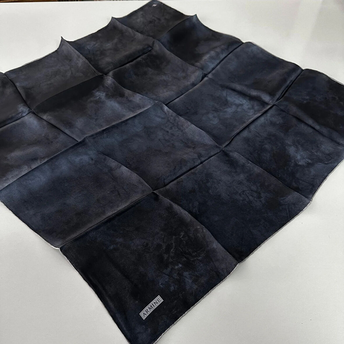 Armine Saf İpek Eşarp Nostalji Serisi Sura İpek PKA3601