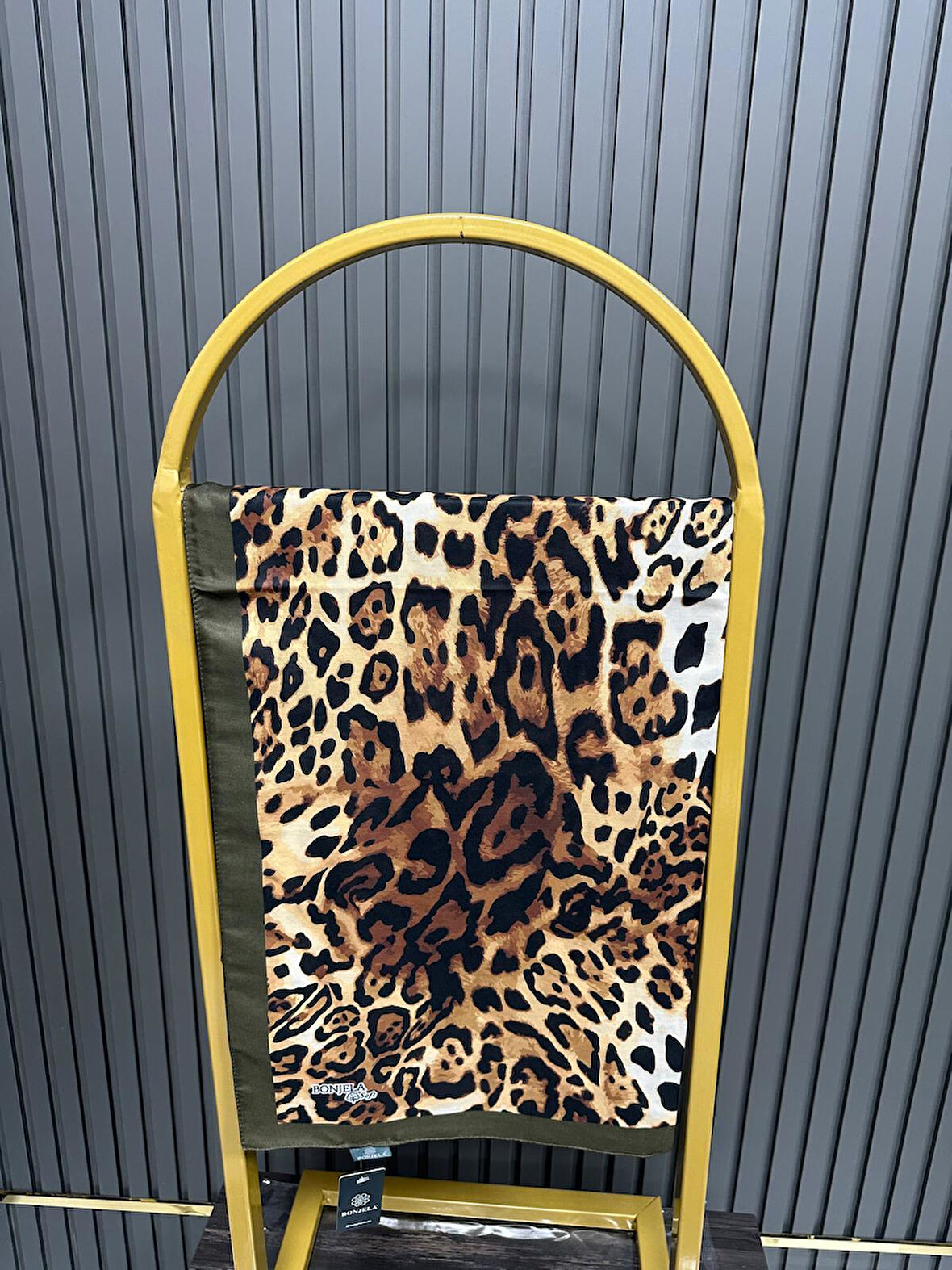 Bonjela Soft Pamuklu Şal Leopar Desen LBS1004