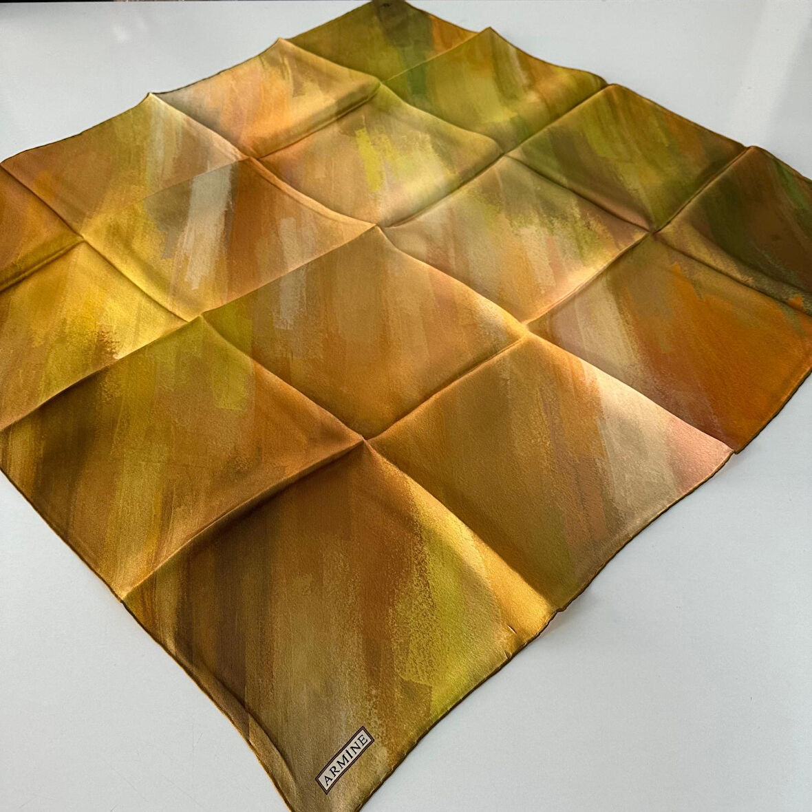 Armine Saf İpek Eşarp Sura İpek 2025 İlkbahar-Yaz Sezon PKR3804