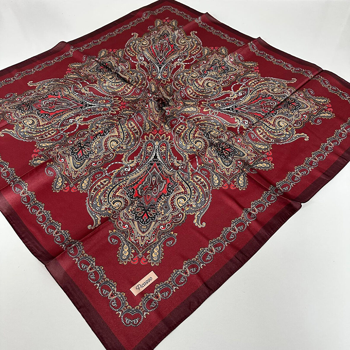 Picasso Kristal Eşarp Yeni Sezon LRP0111