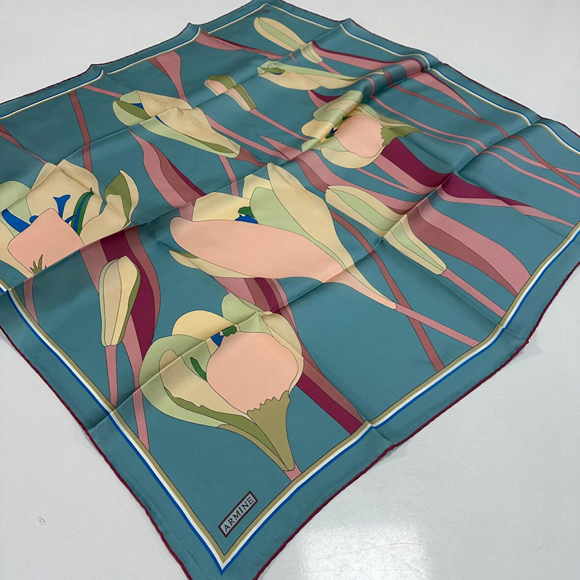 Armine Saf İpek Eşarp Sura İpek 2025 İlkbahar-Yaz Sezon PKR4301