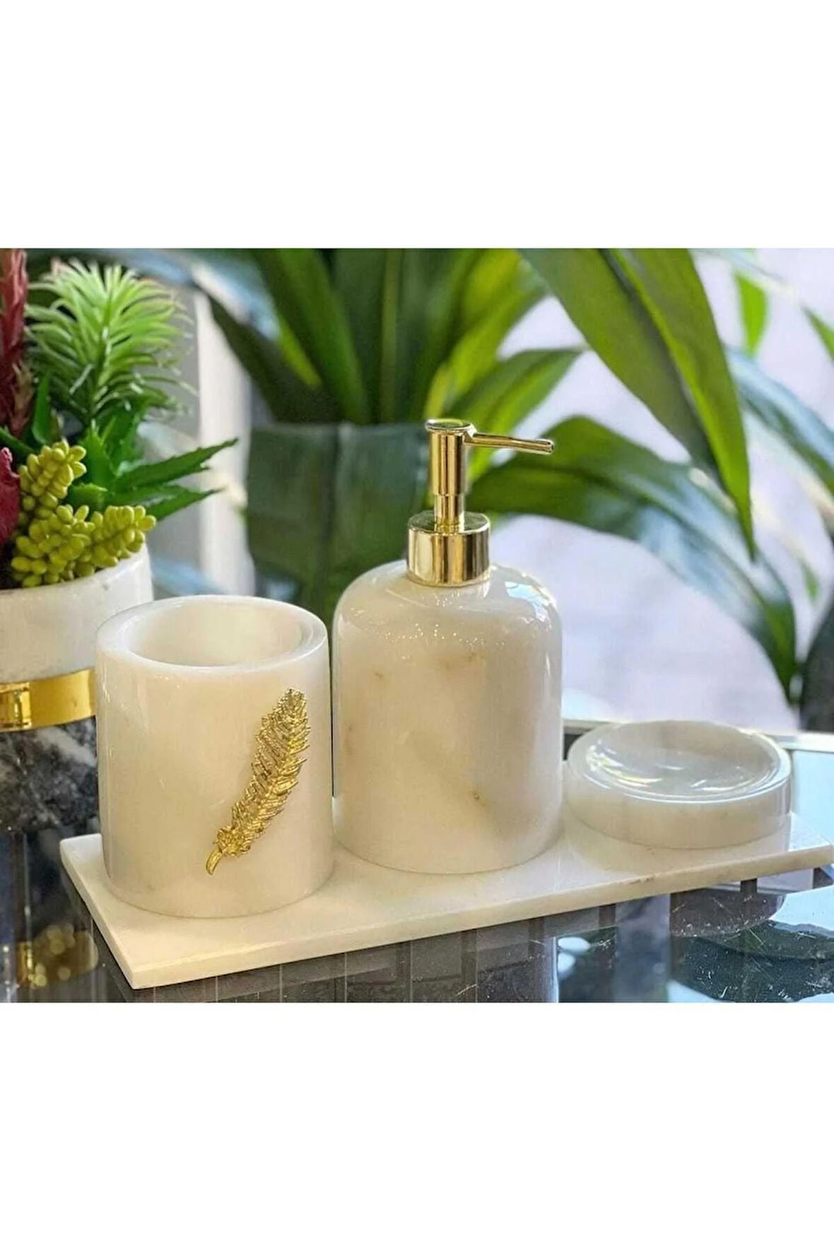 BEYAZ MERMER BANYO SETİ-4 PARÇA-GOLD YAPRAK DETAYLI