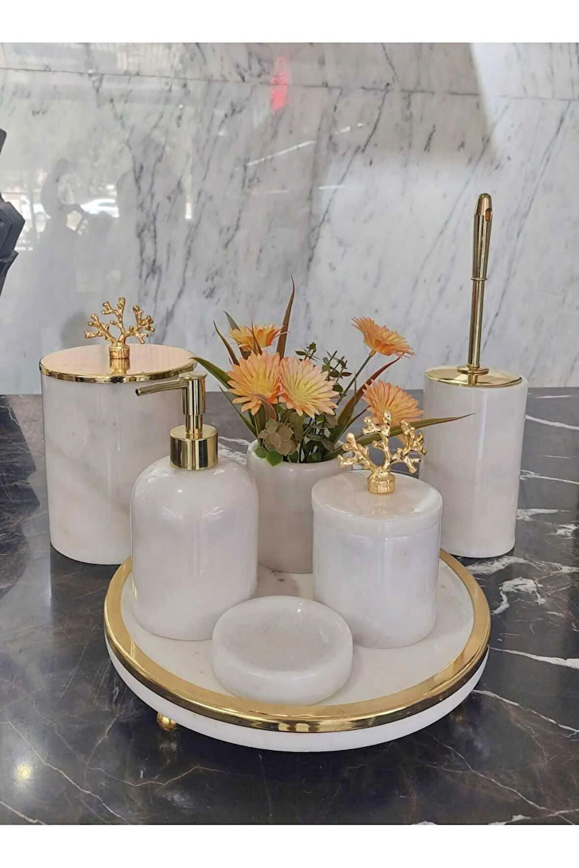 GODİVA - GOLD DETAYLI MERMER BANYO SETİ - 7 PARÇA - GOLD KASNAK DETAYLI- METAL KAPAKLI
