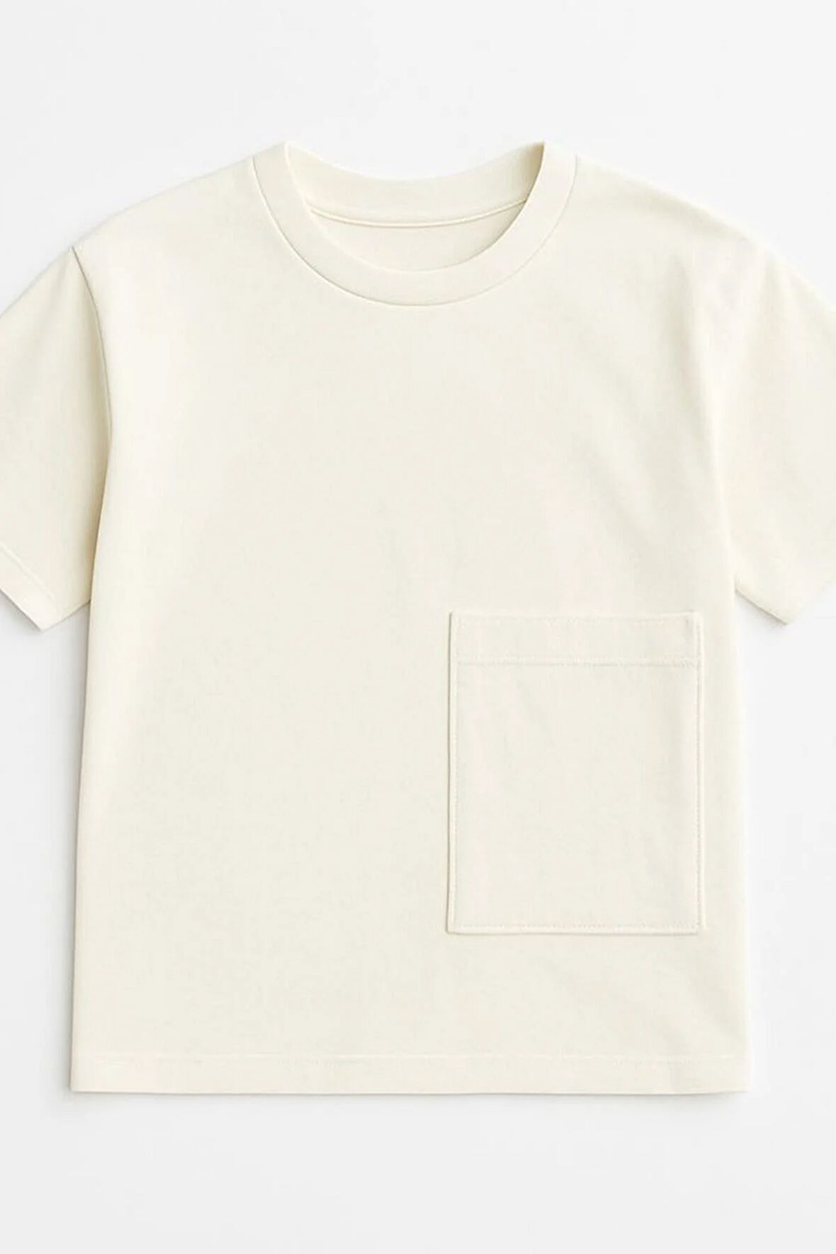 Pamuklu Büyük Cepli Erkek Çocuk T-Shirt Ekru