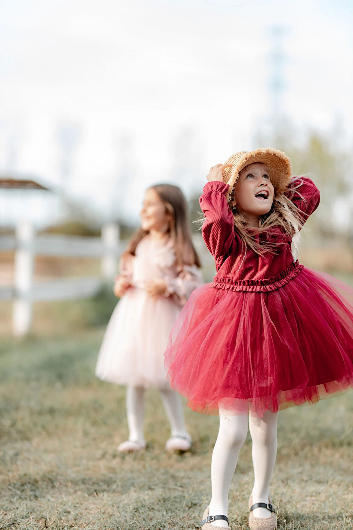 Rosa Kadife Kabarık Tüllü Kız Çocuk Elbise Kırmızı