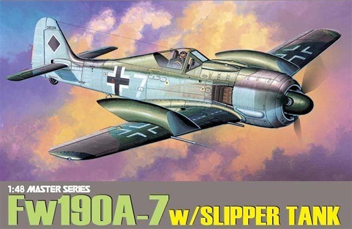 Dragon 5545 1/48 Ölçek Focke Wulf Fw 190A-7 (w/Slipper Tank) Savaş Uçağı Plastik Model Kiti