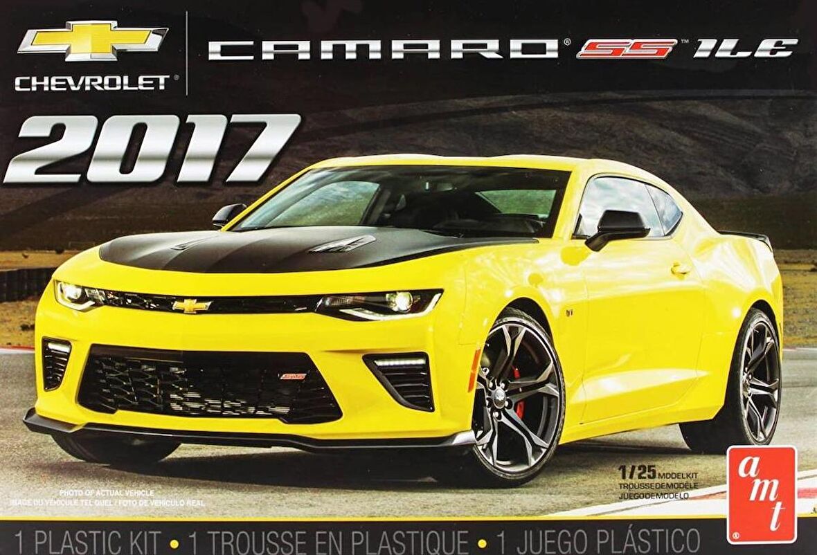 AMT 1074M 1/25 2017 Chevy Camaro SS 1LE Araba Demonte Plastik Maketi