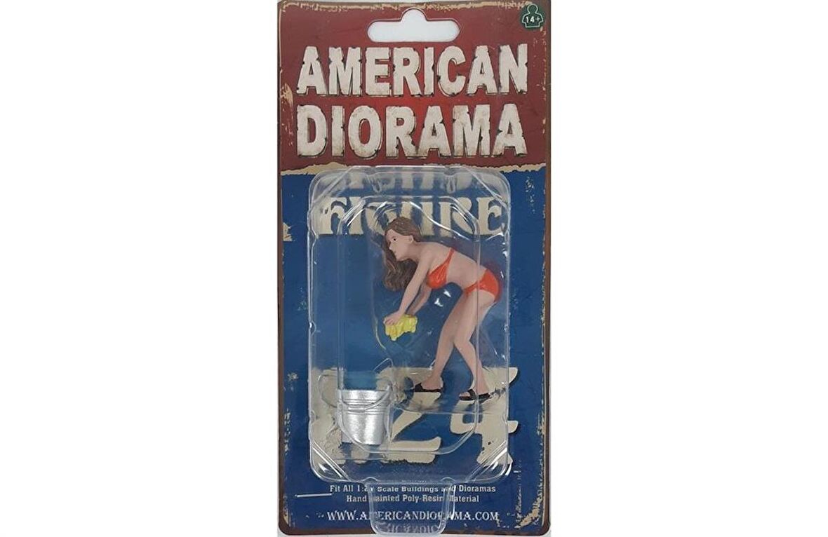 American Diorama AD76364 1/24 Ölçek Araba Yıkayan Bikinili Kız (Cindy) Sergilemeye Hazır Plastik Figürü with water bucket