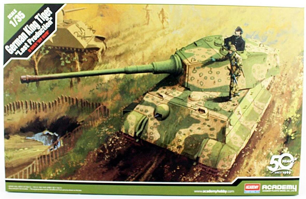 Academy 13229 1/35 German King Tiger (Last Production) Tank Demonte Plastik Maketi