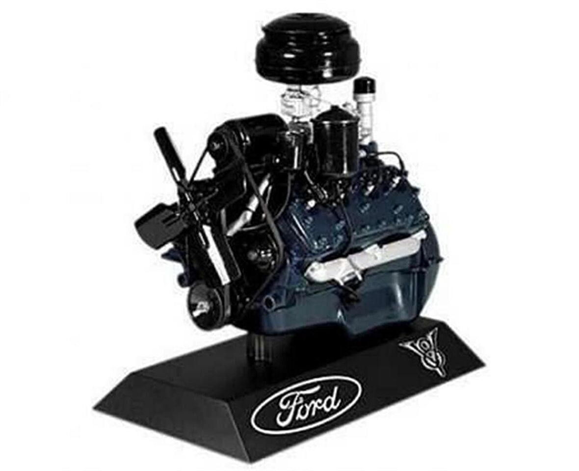 11082 1/6 Ford Flat Head Engine V-8