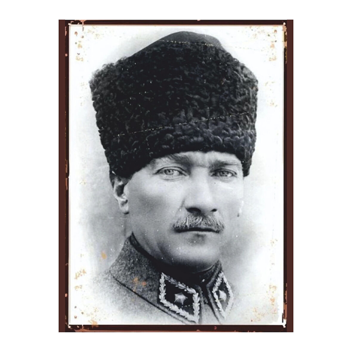 Atatürk Kalpaklı Portre Tablosu | Retro MDF Duvar Posteri