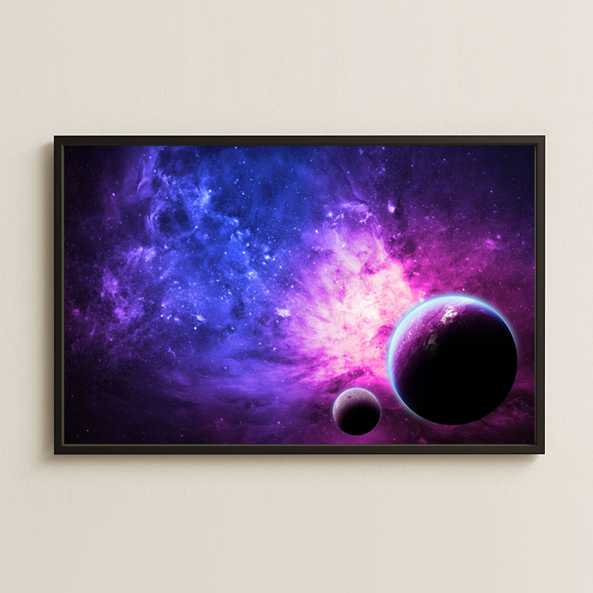 Mor Mavi Nebula ve İki Gezegen Temalı Dijital Uzay Tablosu