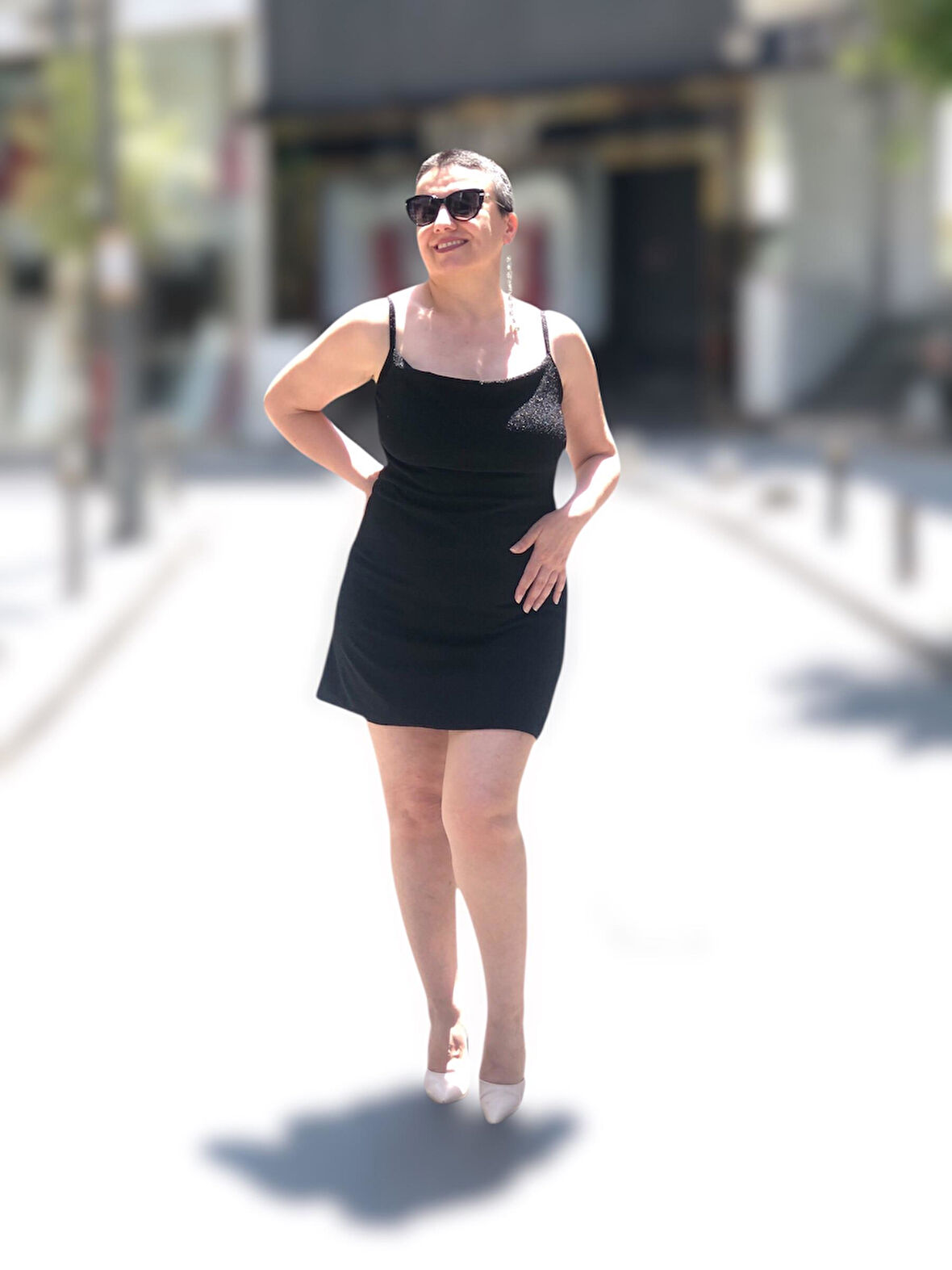 SİM GÖRÜNÜMLÜ DEGAJE YAKA SIRT BAĞLAMALI MİNİ ABİYE