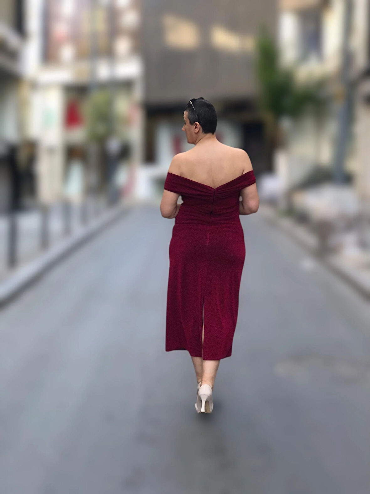 STRAPLEZ BALON KOL DRAPELİ MİDİ BOY ABİYE