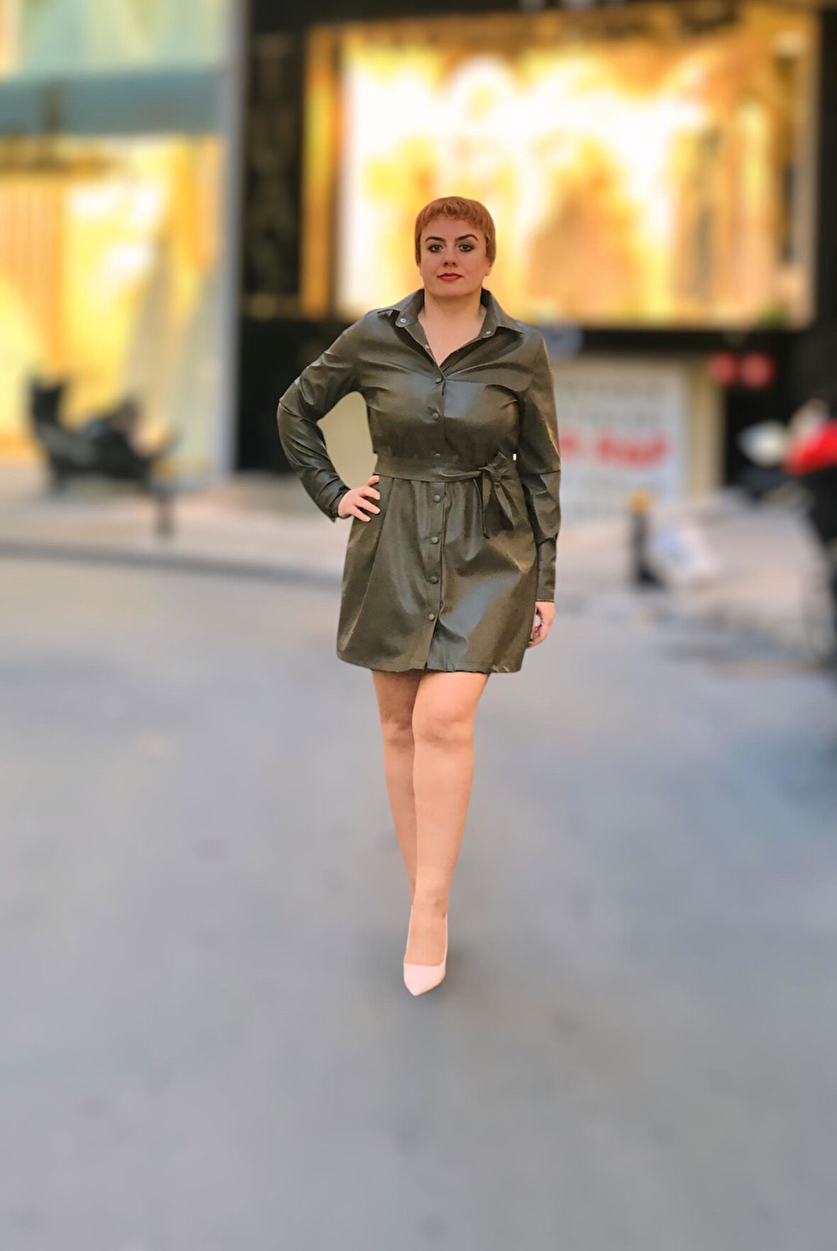 Gömlek yaka uzun kol deri elbise