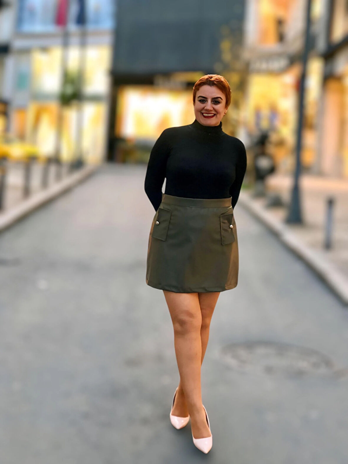 Mini cep aksesuarlı etek