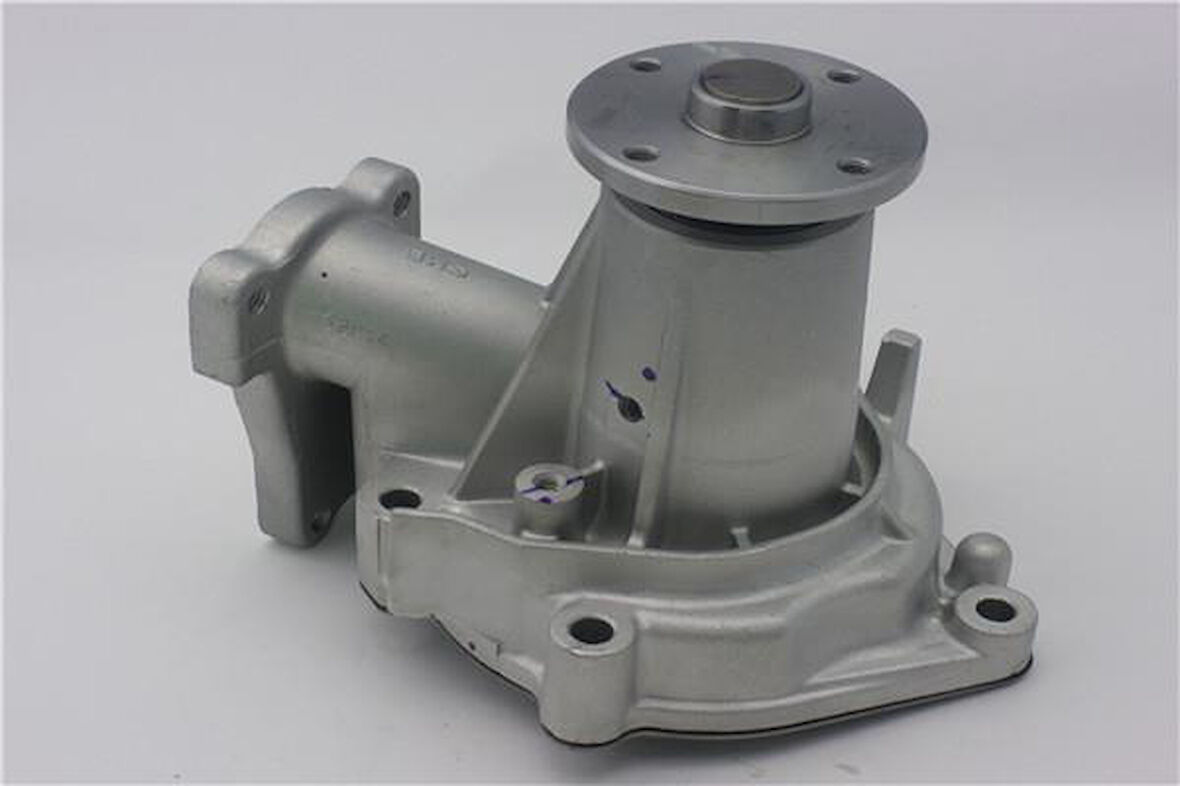 DEVİRDAİM SU POMPASI HYUNDAI STAREX 96- / H100 2.6L KAMYONET 96- / GALLOPER 2.5L 99- / KIA K2500 2.5L TCI 98- / MITSUBISHI L200 2.5L 4D56 K74T 4X4 96-06 JAPON ÜRETİMİ