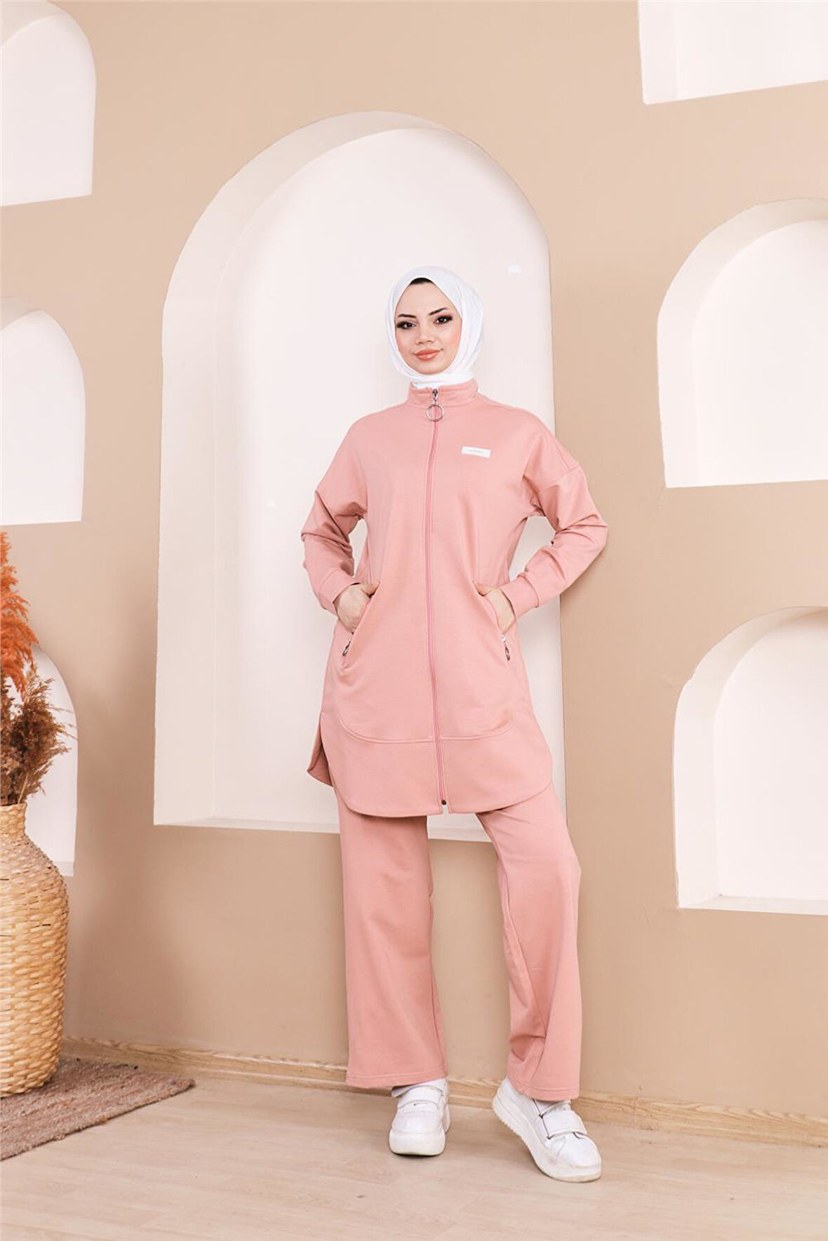 Fermuarlı Cepli Kısa İkili Tesettür Eşofman Takımı - 71182 - Pudra