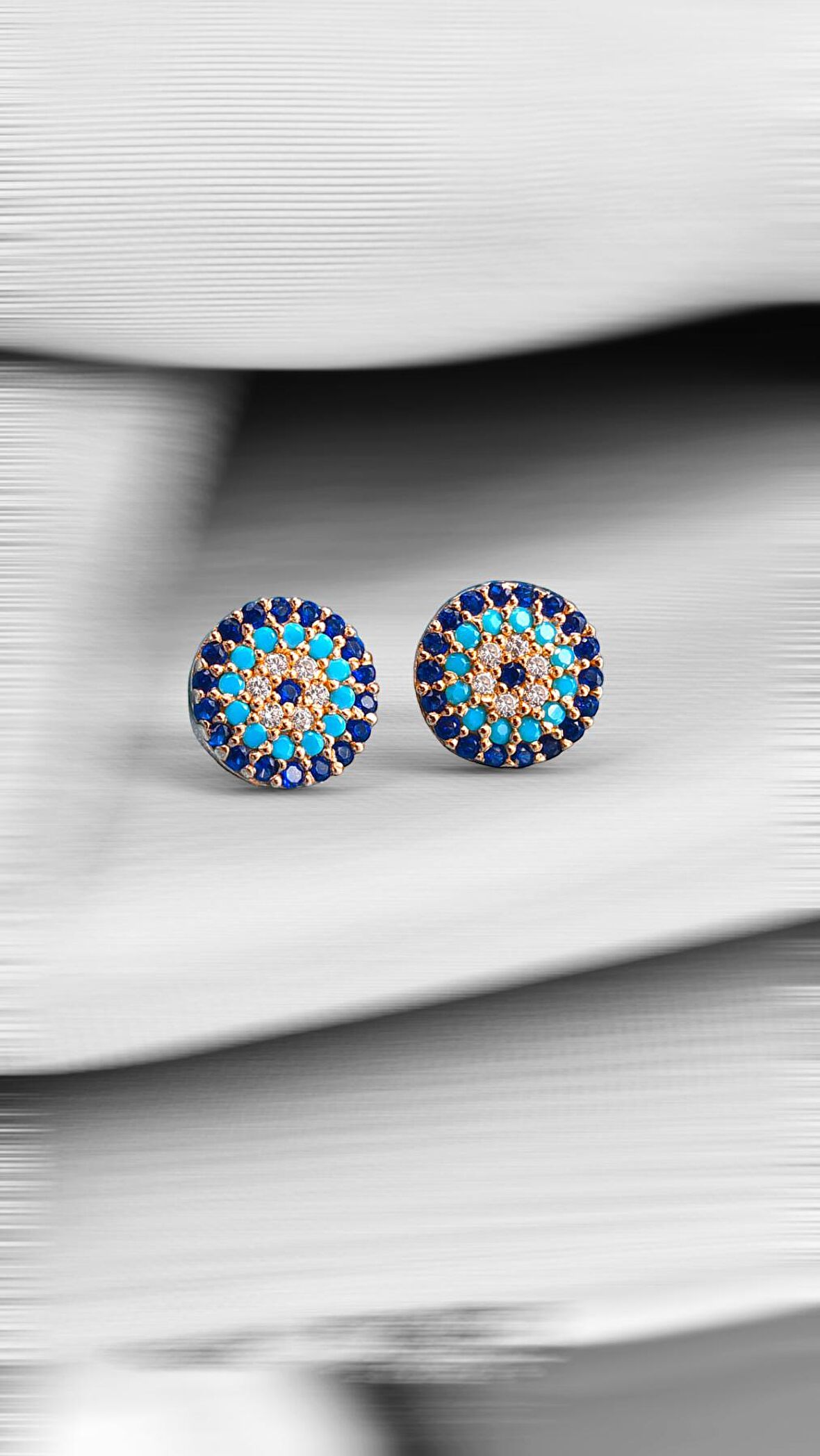 Gümüş 8 mm Nazar Boncuğu  Zirkon Taşlı  Çivili Rose Renkli Küpe