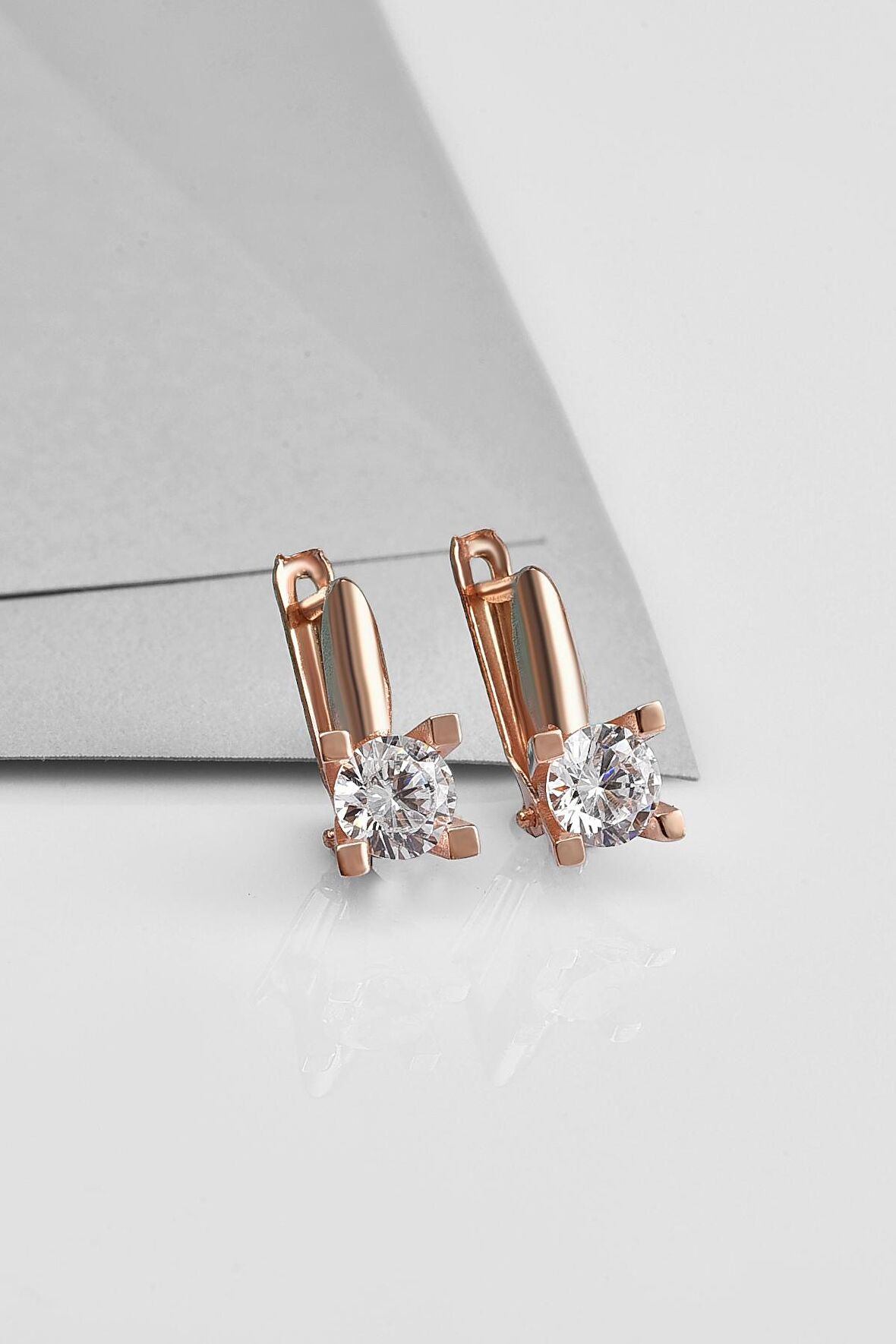 Swarovski 4.5 mm Taşlı Rose Renkli J Gümüş Küpe
