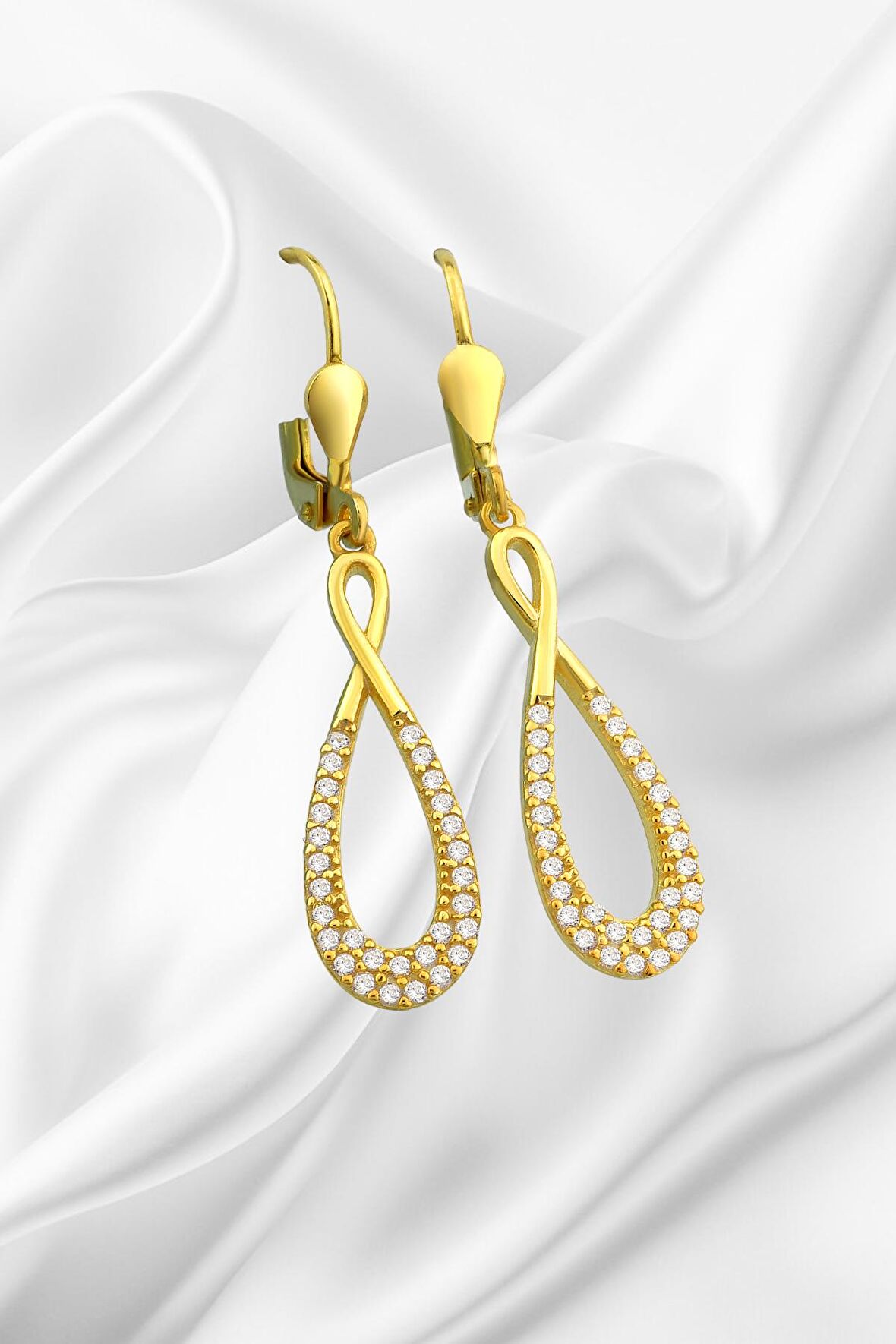 Gümüş Damla Model Zirkon Taşlı Gold  Sallantılı Küpe