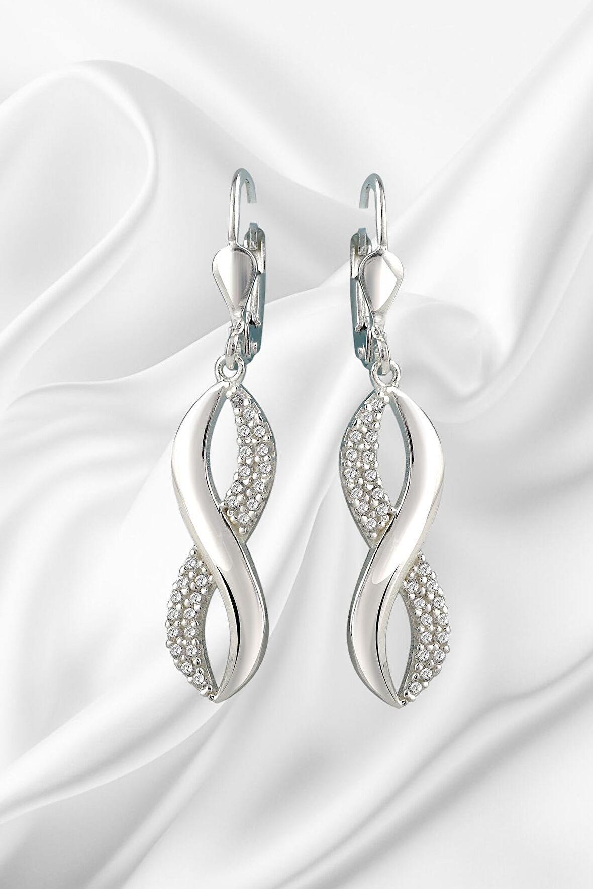 Gümüş  Sonsuzluk Model Zirkon Taşlı Sallantılı  Küpe