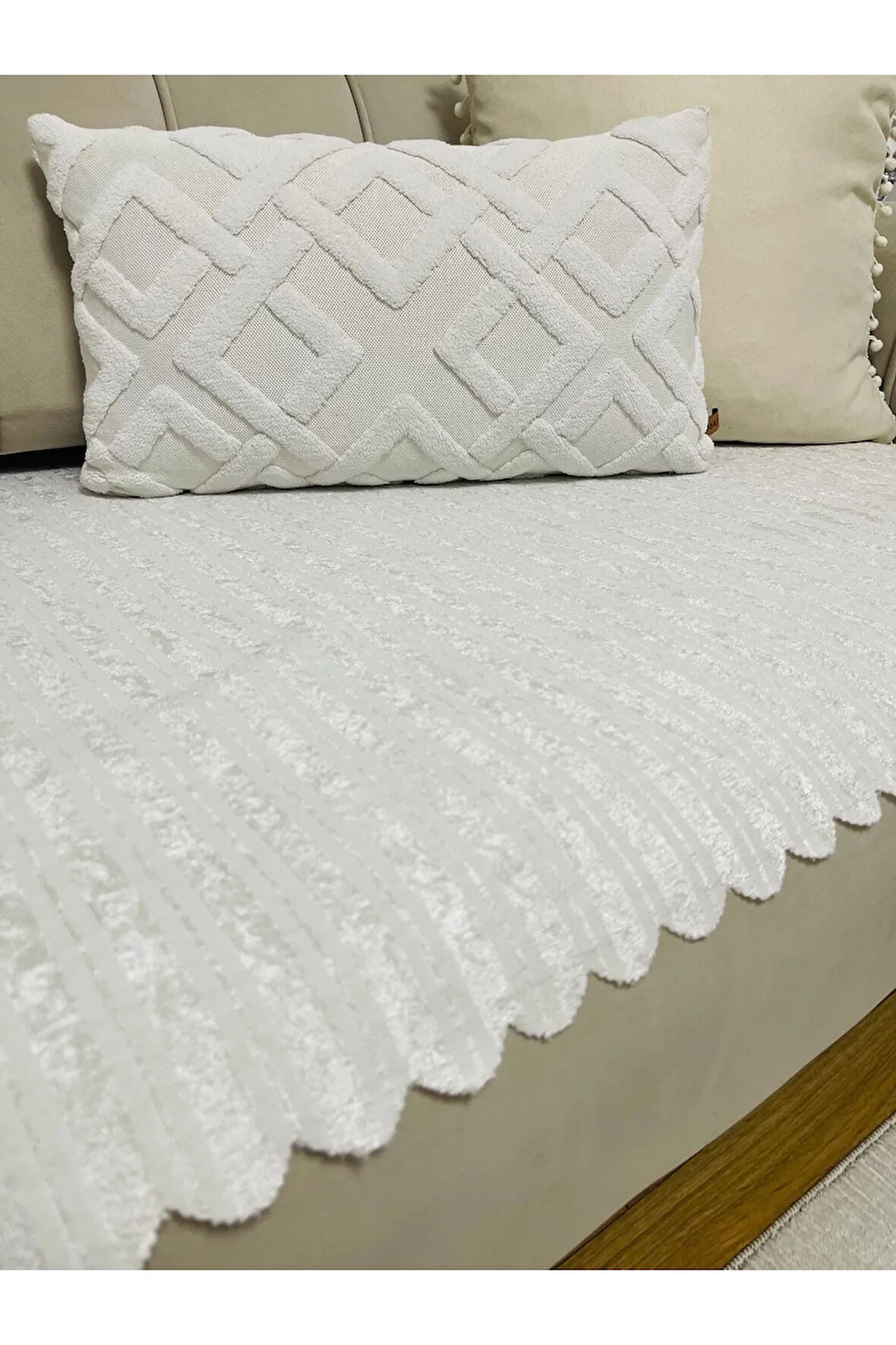 Bambu Çizgili Süngerli Kadife Kaymaz Koltuk 170×210 Krem)