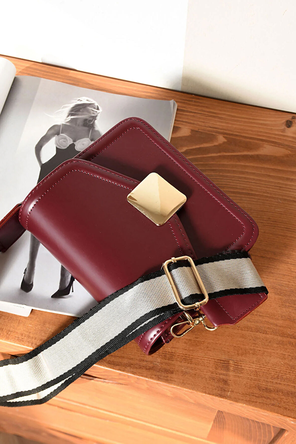 Kadın Mini City Omuz Çantası Kilit Detaylı Çanta