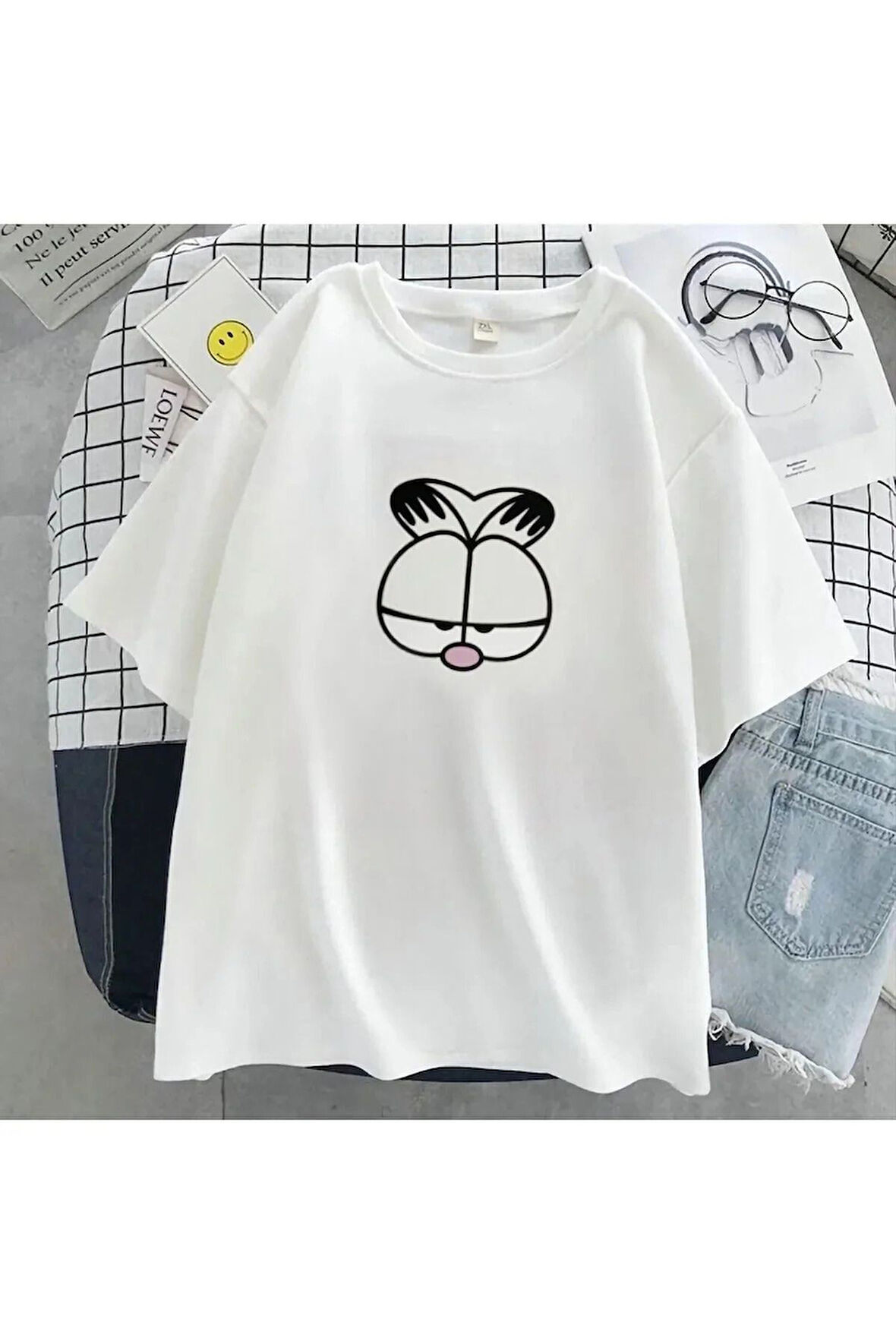 Kadın Beyaz Flower Baskılı Oversize T-shirt