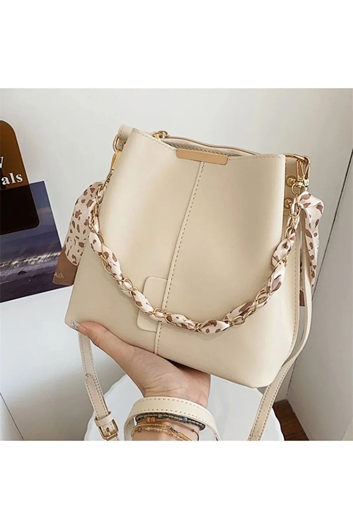 Fularlı 3 gözlü krem çapraz ve omuz çantası