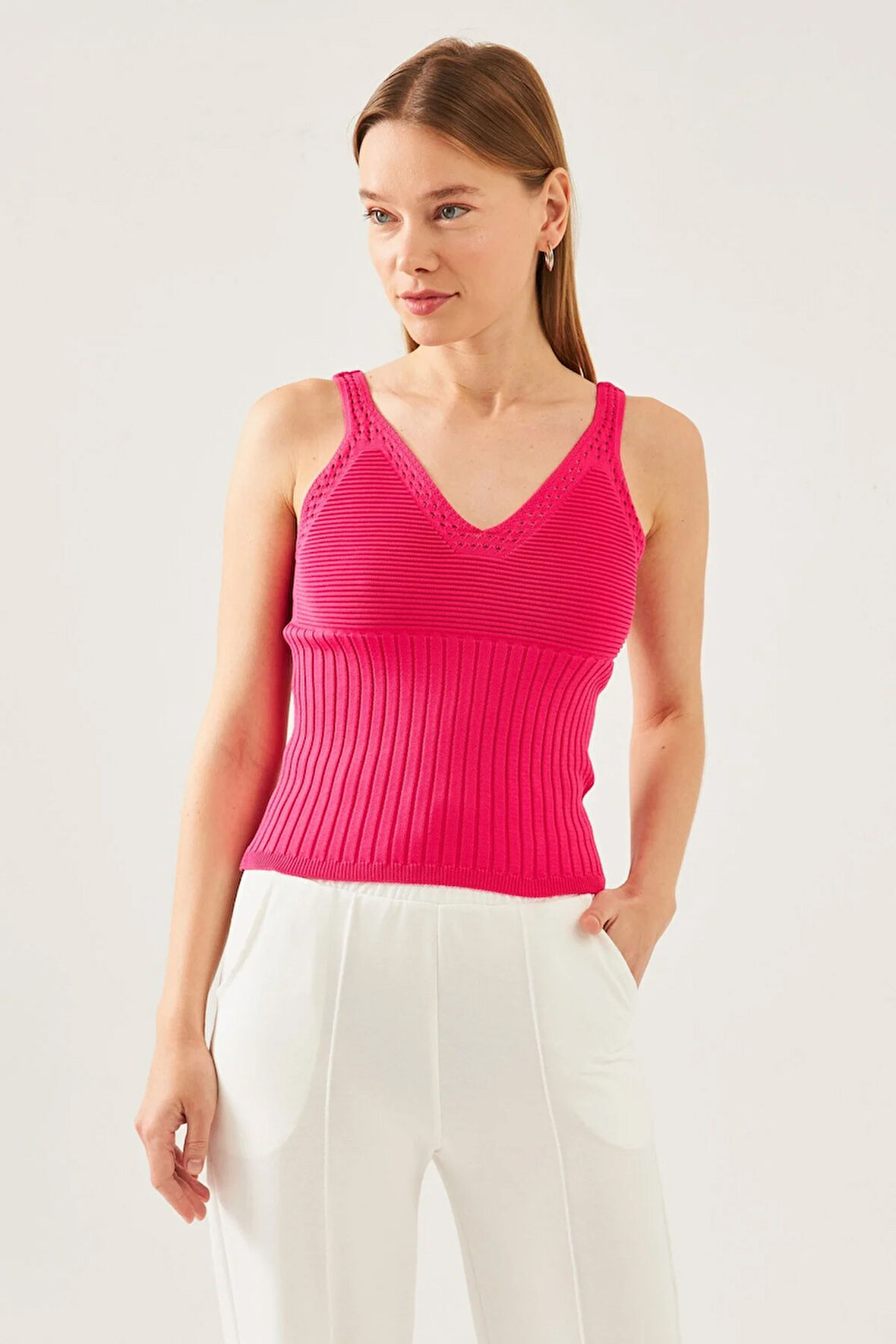 Kadın Fuşya Kolsuz Askılı Bel ve Yaka Detaylı Yazlık Atlet Triko Bluz