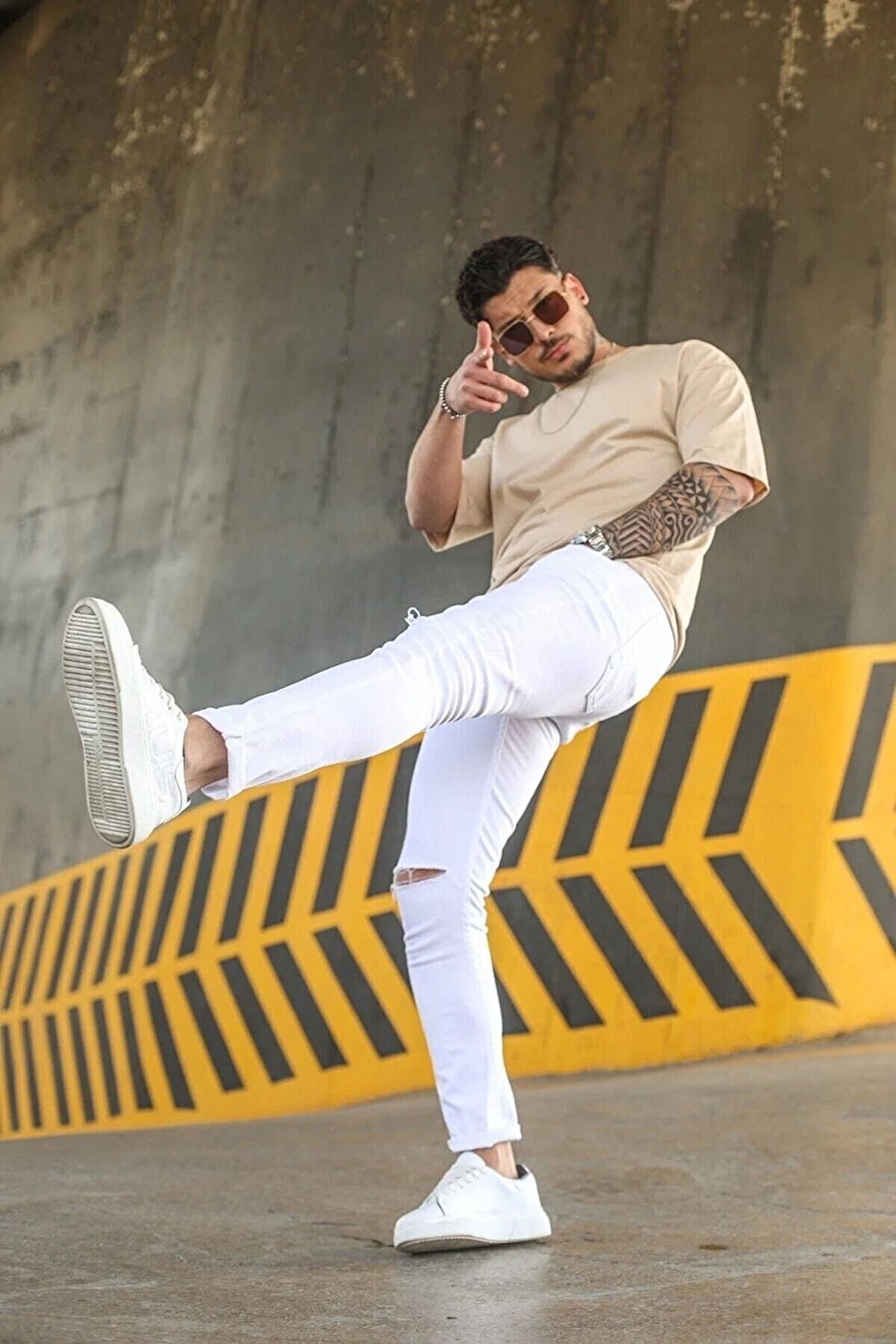 Minimal Kalp Baskılı Acık Kahverengi Oversize Tshirt