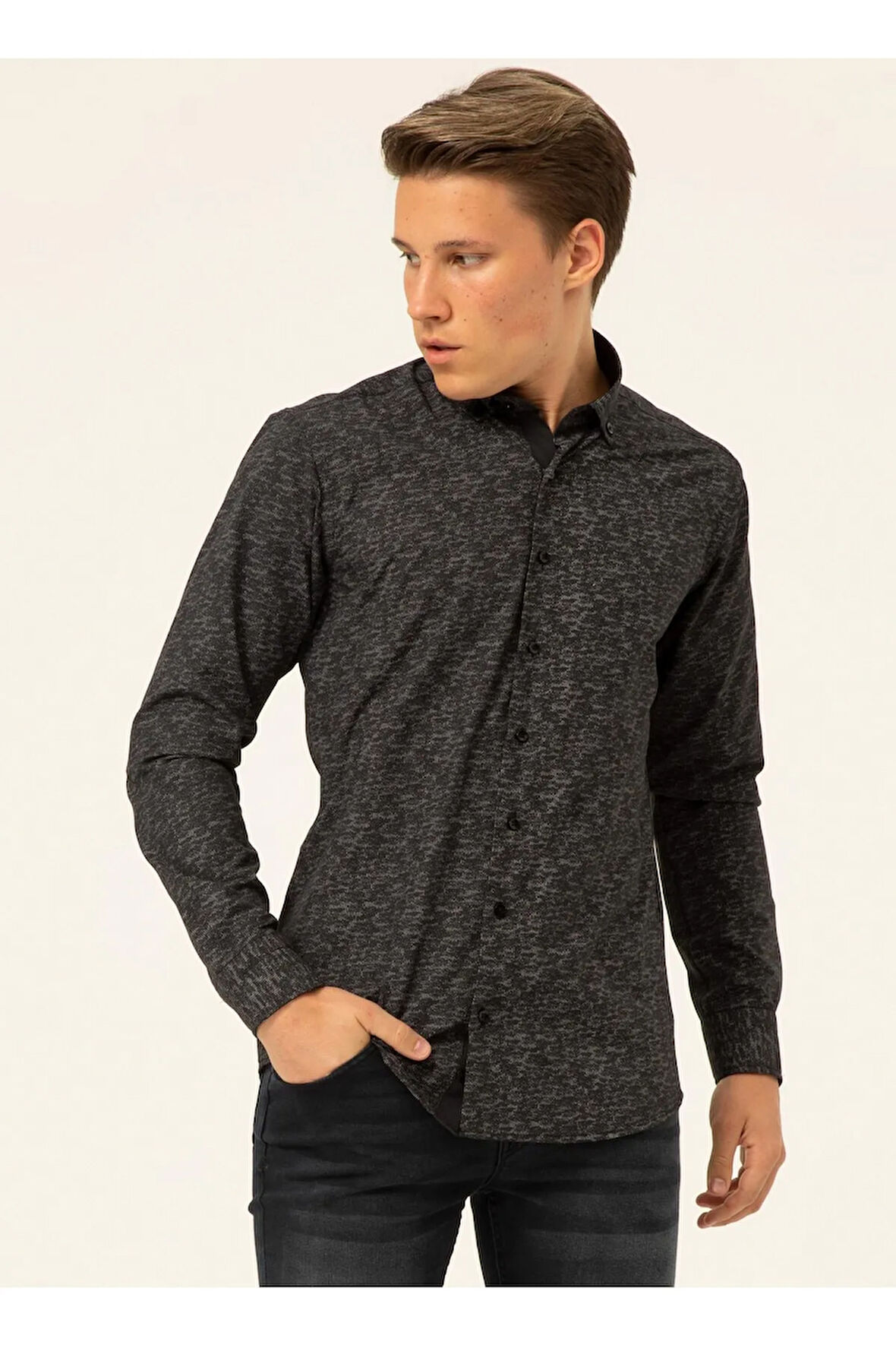 Klasik Yaka Baskılı Siyah Erkek Gömlek Gm2025500378