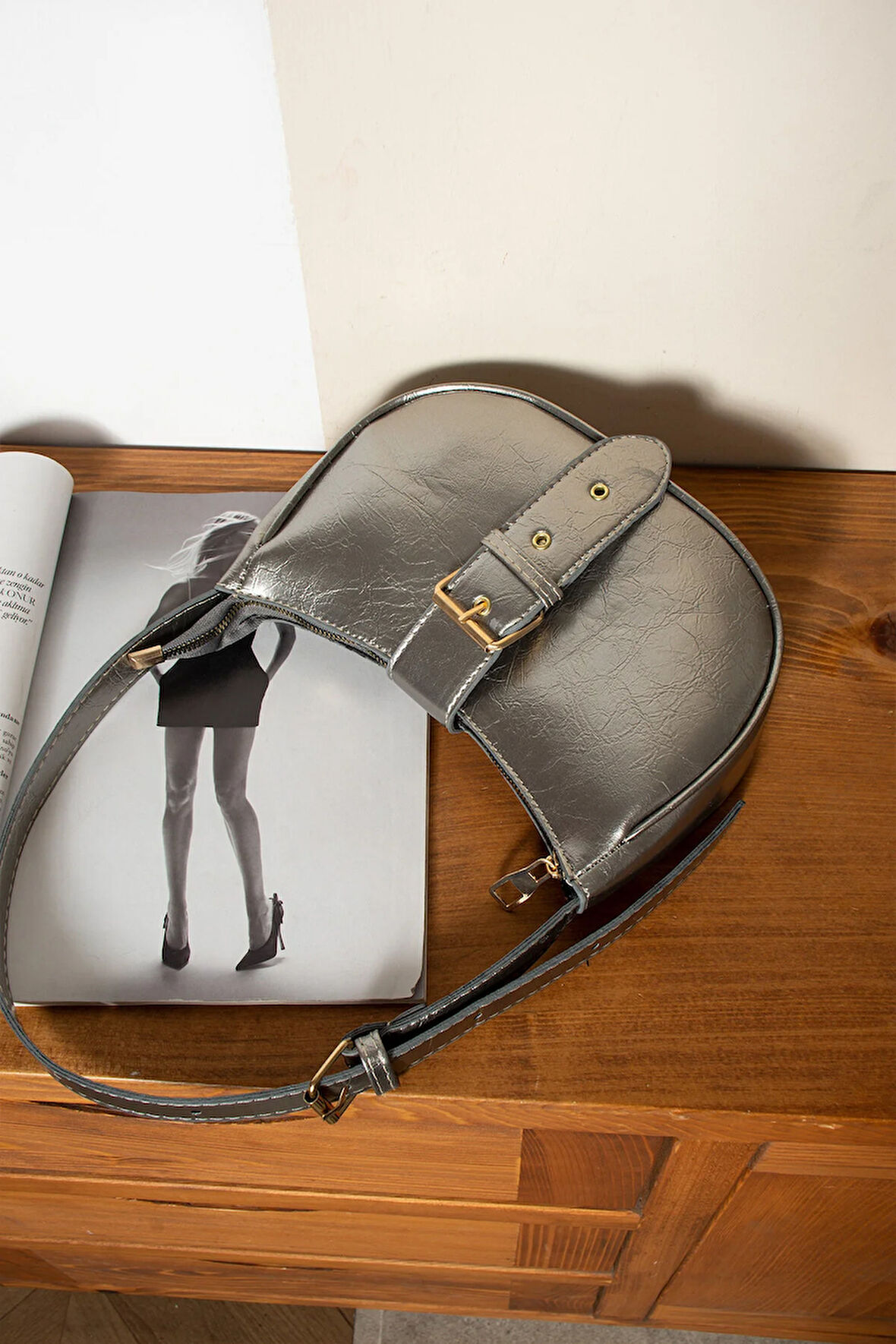 Kadın şık tasarımlı kaliteli omuz çantası