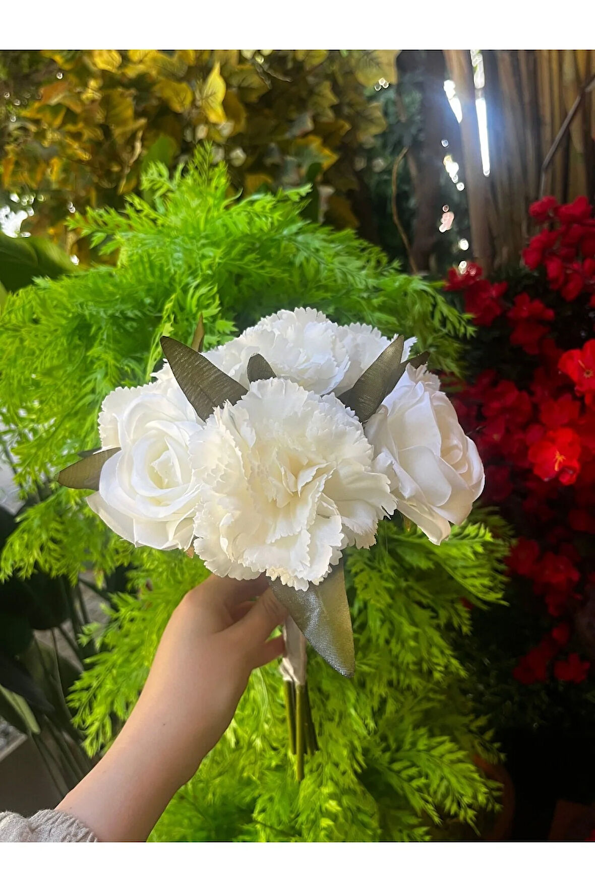 Beyaz Gelin Buketi - Beyaz gül gelin buketi - gelin çiçeği - nikah çiçeği - karanfil buketi