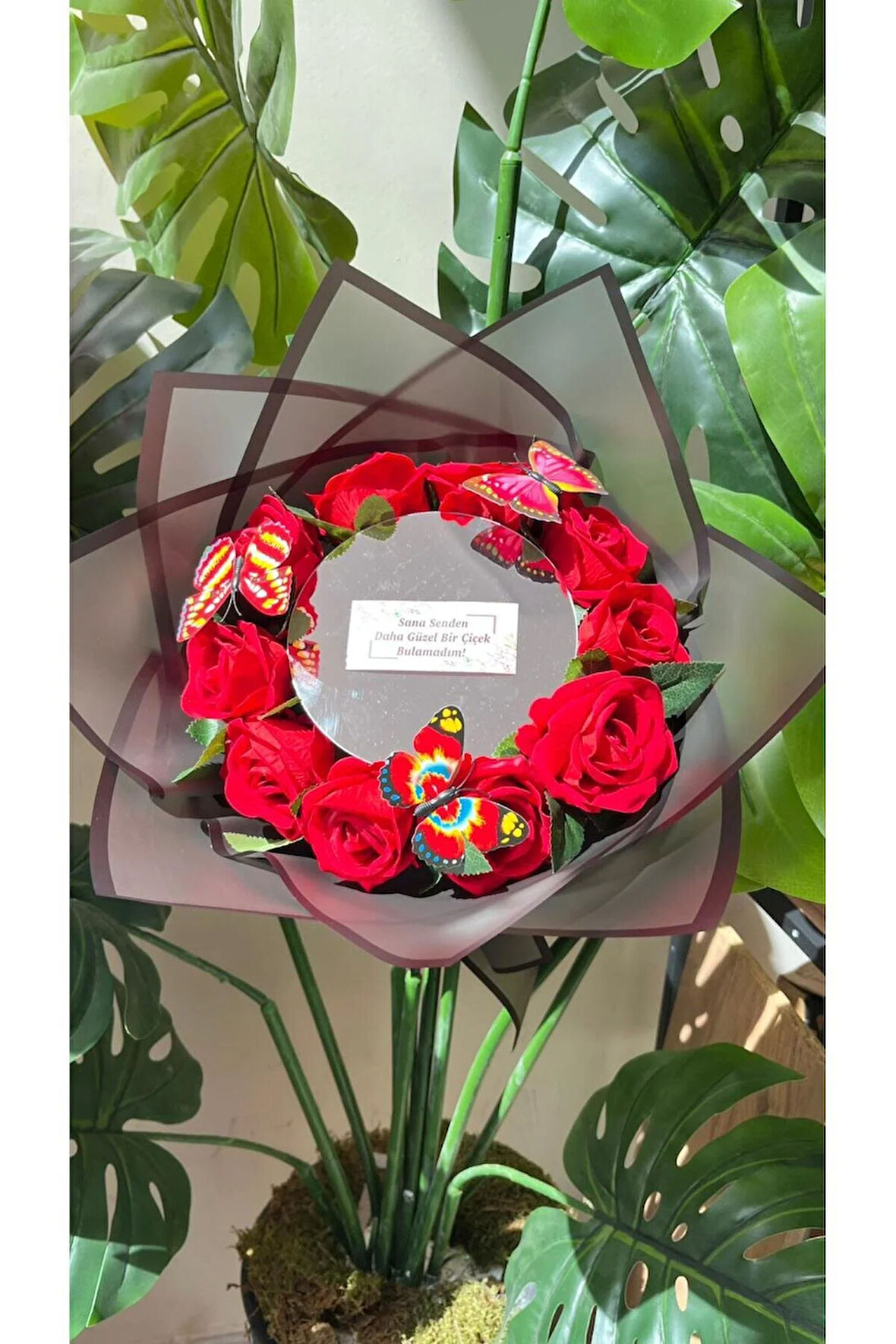 Sana senden daha güzel bir çiçek bulamadım aynalı çiçek buketi - Kelebek Buketi - Ayna Buketi